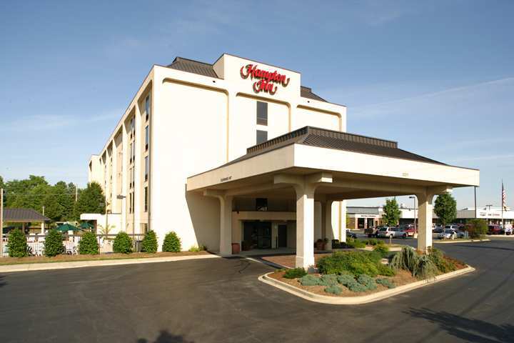 Hampton Inn לקסינגטון פארק מראה חיצוני תמונה